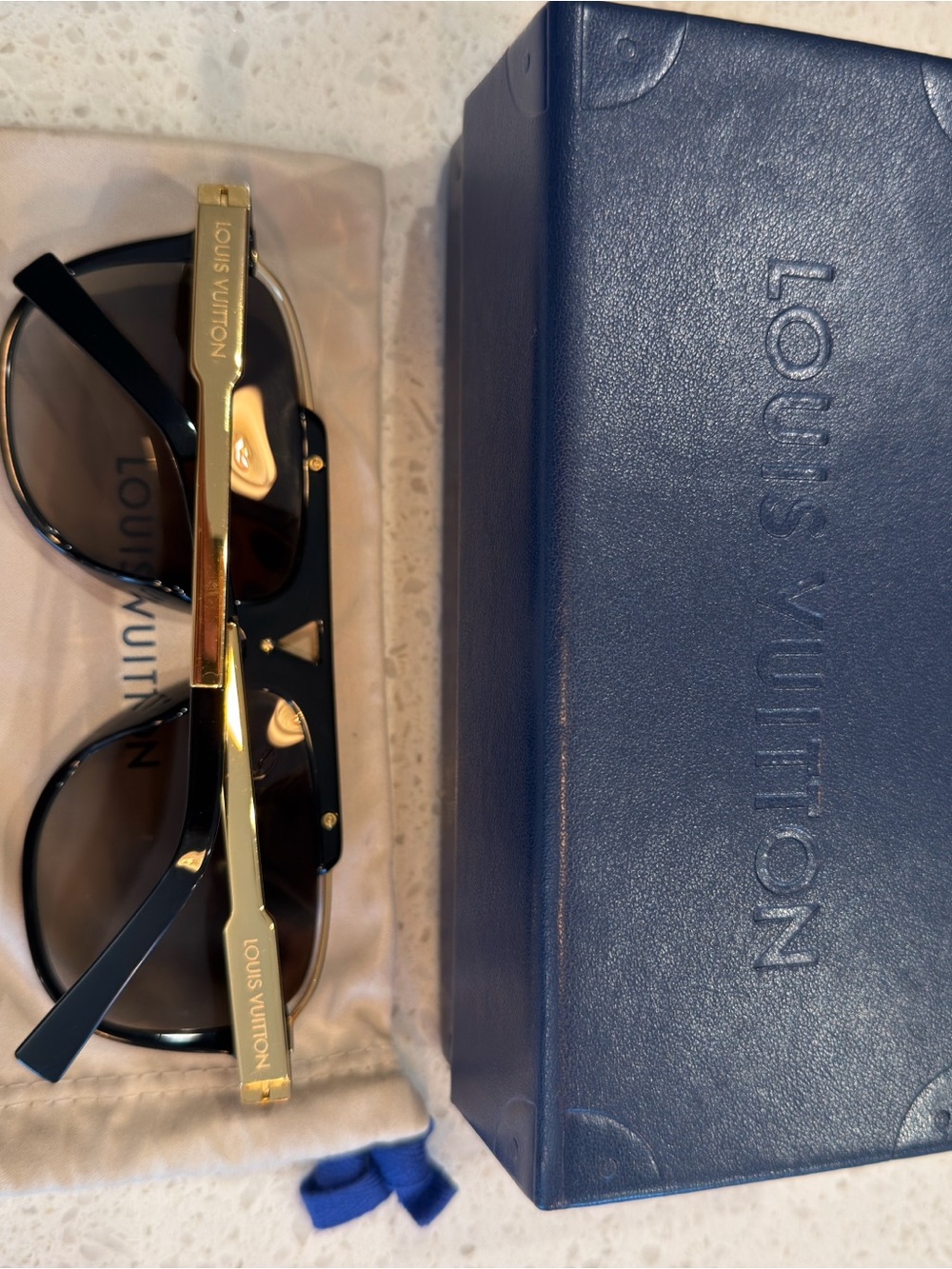 Louis Vuitton Black & Gold Aviator Sunglasses with Gradient Lenses - Picture 5 of 10